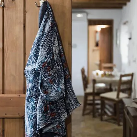 Naxos Alyko Traditional 