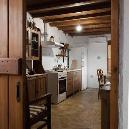Naxos Alyko Traditional 